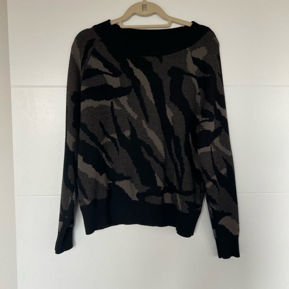 Athleta sweater camo print